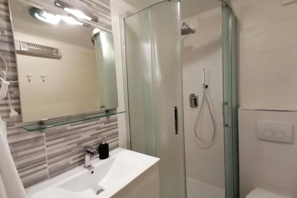 קרס Apartment Veli Dvor מראה חיצוני תמונה