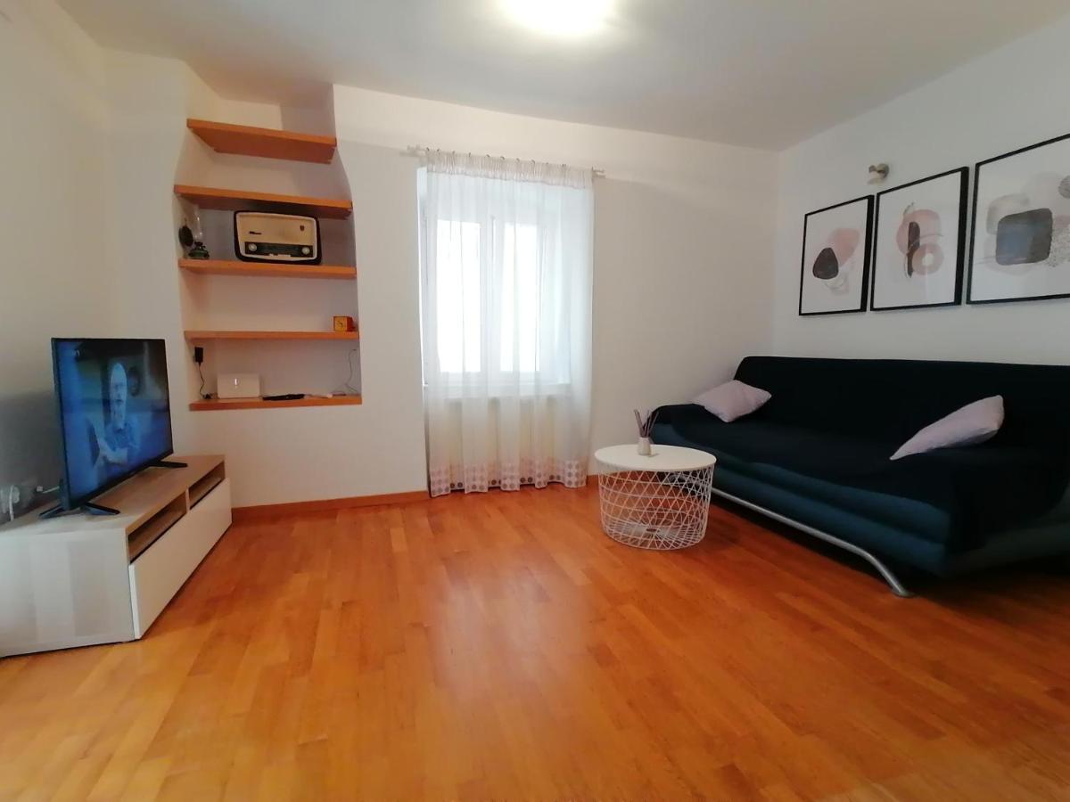 קרס Apartment Veli Dvor מראה חיצוני תמונה